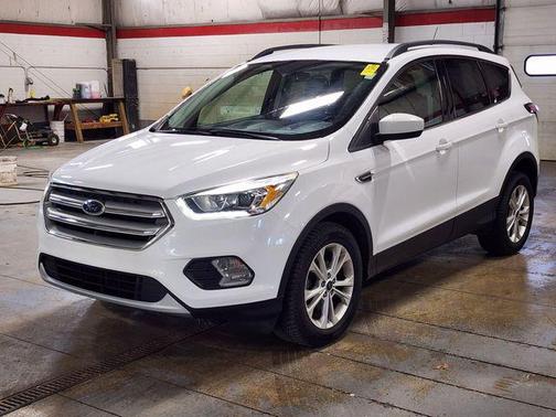 OXFORD WHITE 2018 Ford Escape SEL