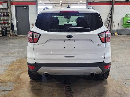 OXFORD WHITE 2018 Ford Escape SEL