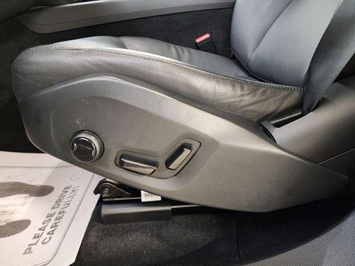 Silver 2024 Volvo XC60 B5 Core Dark Theme