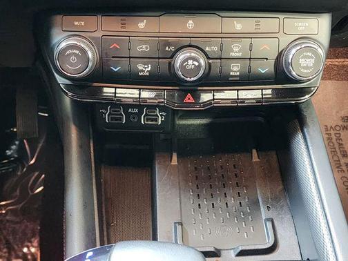 DB Black Clearcoat 2025 Dodge Durango R/T AWD