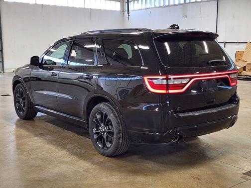 DB Black Clearcoat 2025 Dodge Durango R/T AWD