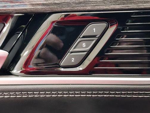 2022 Jeep Wagoneer Series III 4x4