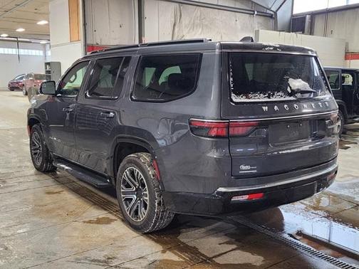 2022 Jeep Wagoneer Series III 4x4