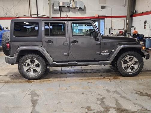 2017 Jeep Wrangler Unlimited Sahara