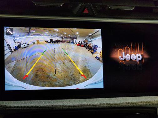 Bright White Clearcoat 2026 Jeep Cherokee Laredo