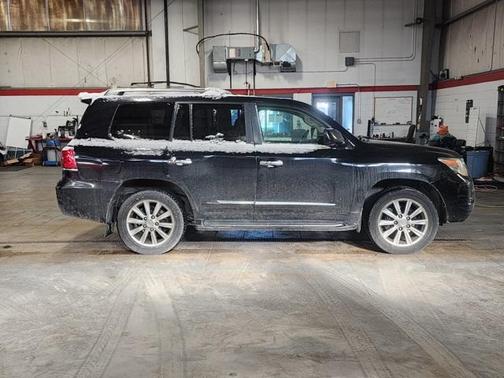 2011 Lexus LX 570 Base