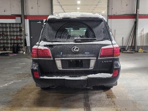 2011 Lexus LX 570 Base