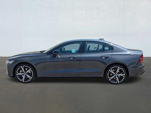 Platinum Grey 2024 Volvo S60 Plus