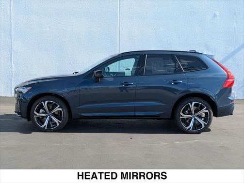 2025 Volvo XC60 Plug-In Hybrid T8 Ultra