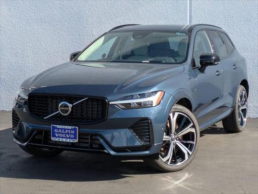 2025 Volvo XC60 Plug-In Hybrid T8 Ultra