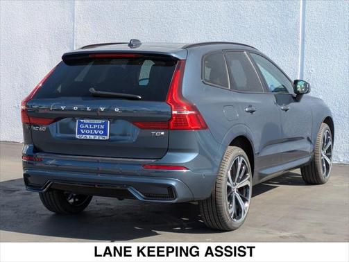 2025 Volvo XC60 Plug-In Hybrid T8 Ultra