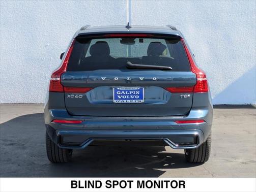2025 Volvo XC60 Plug-In Hybrid T8 Ultra