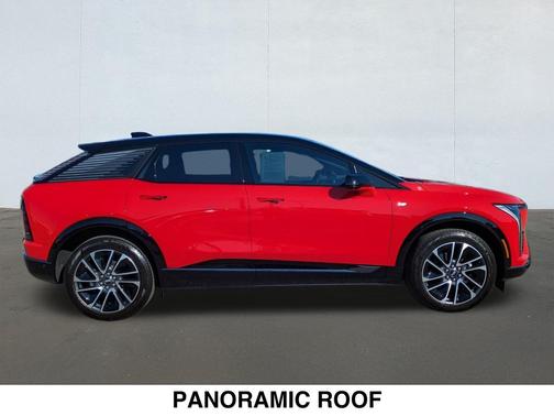 2025 Cadillac OPTIQ Sport 2 AWD