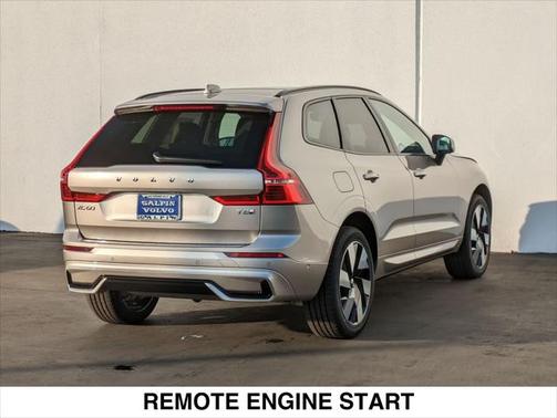 2025 Volvo XC60 Plug-In Hybrid T8 Plus