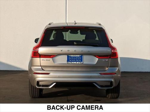2025 Volvo XC60 Plug-In Hybrid T8 Plus
