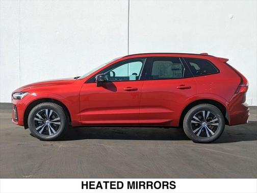 2025 Volvo XC60 B5 Core