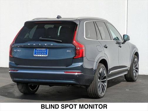 2025 Volvo XC90 B6 Plus 7-Seater