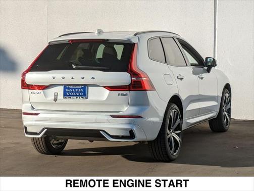 2025 Volvo XC60 Plug-In Hybrid T8 Ultra
