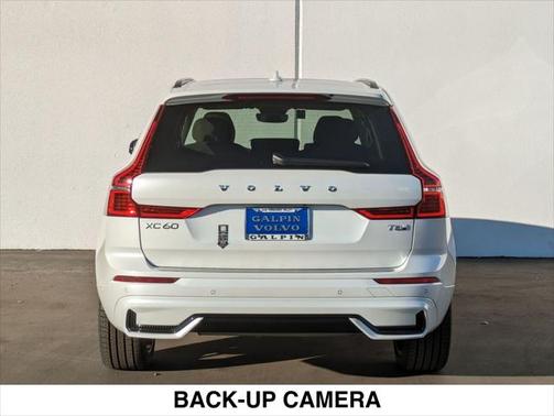 2025 Volvo XC60 Plug-In Hybrid T8 Ultra