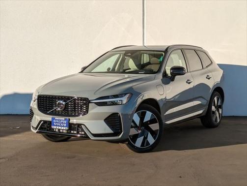 2025 Volvo XC60 Plug-In Hybrid T8 Plus