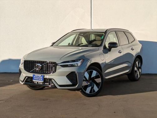 2025 Volvo XC60 Plug-In Hybrid T8 Plus