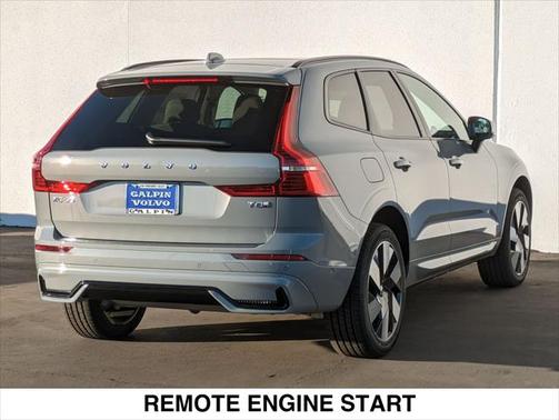 2025 Volvo XC60 Plug-In Hybrid T8 Plus
