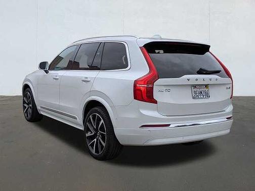 2023 Volvo XC90 Plus