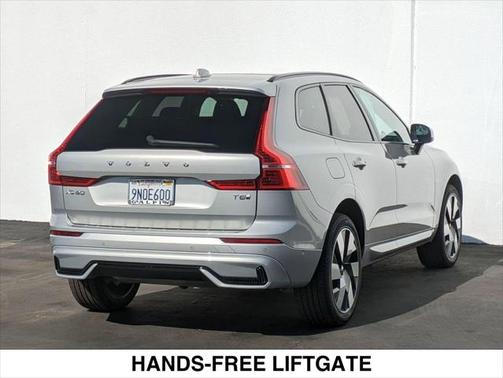 2025 Volvo XC60 Plug-In Hybrid T8 Plus