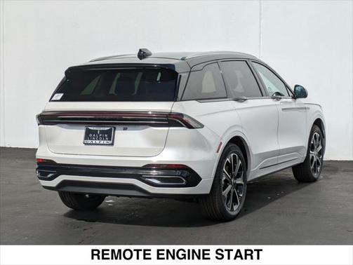 2025 Lincoln Nautilus Reserve
