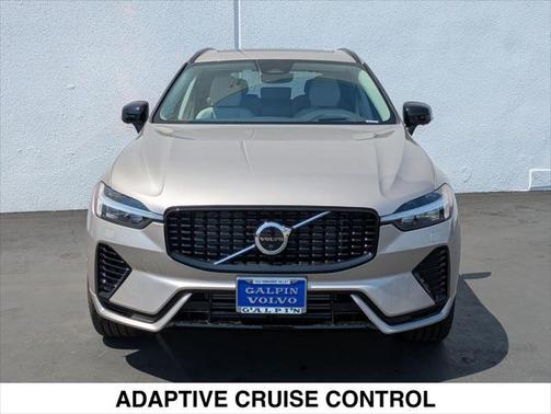 2025 Volvo XC60 Plug-In Hybrid T8 Ultra