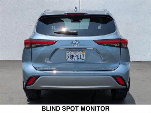 2022 Toyota Highlander Platinum