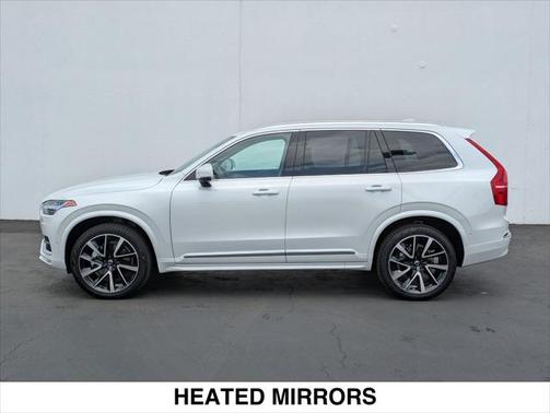2024 Volvo XC90 B6 Ultimate Bright Theme 6-Seater