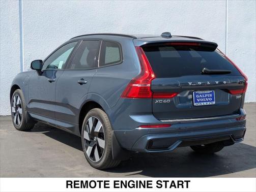 2025 Volvo XC60 Plug-In Hybrid T8 Plus