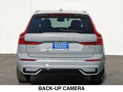 2025 Volvo XC60 Plug-In Hybrid T8 Core