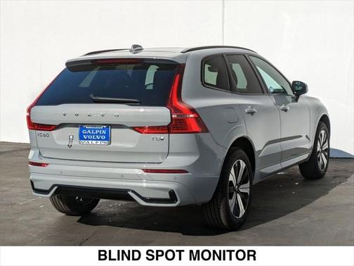 2025 Volvo XC60 Plug-In Hybrid T8 Core