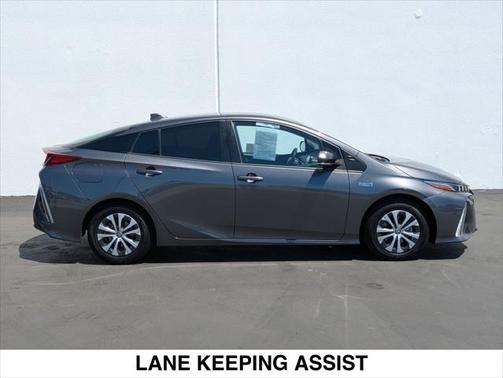 2021 Toyota Prius Prime XLE