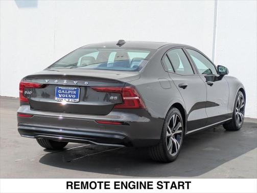 2025 Volvo S60 B5 Core