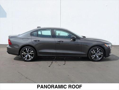 2025 Volvo S60 B5 Core