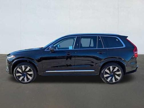 2023 Volvo XC90 