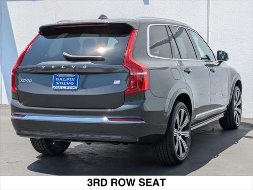 2023 Volvo XC90 Recharge Plug-In Hybrid T8 Plus Bright Theme 7-Seater