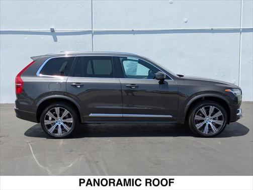 2023 Volvo XC90 Recharge Plug-In Hybrid T8 Plus Bright Theme 7-Seater