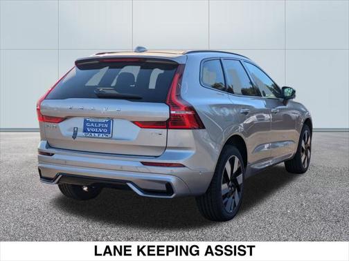 2025 Volvo XC60 Plug-In Hybrid T8 Ultra