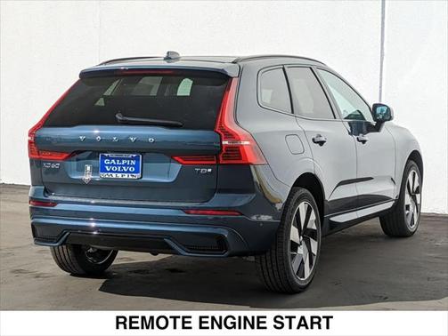 2025 Volvo XC60 Plug-In Hybrid T8 Plus