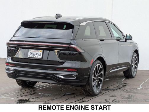 2024 Lincoln Nautilus Black Label