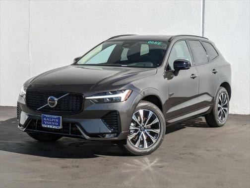 2025 Volvo XC60 B5 Core