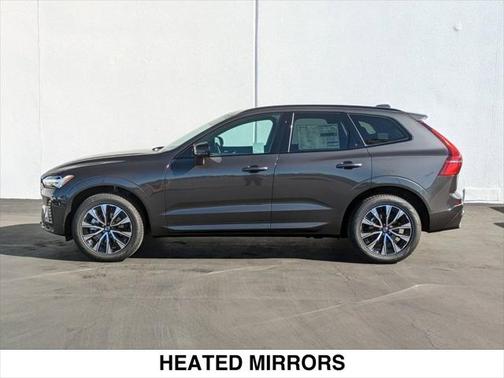 2025 Volvo XC60 B5 Core