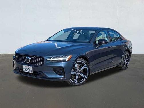 2024 Volvo S60 Plus