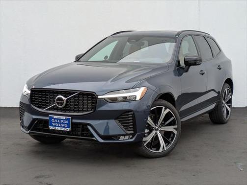 2025 Volvo XC60 B5 Ultra