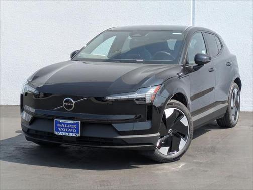 2025 Volvo EX30 Twin Motor Plus