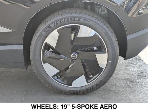 2025 Volvo EX30 Twin Motor Plus